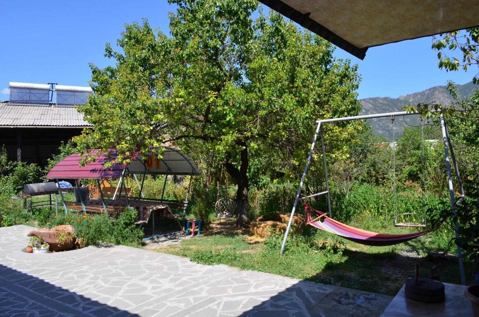 Aghasu Tun B&B Odzun Zewnętrze zdjęcie